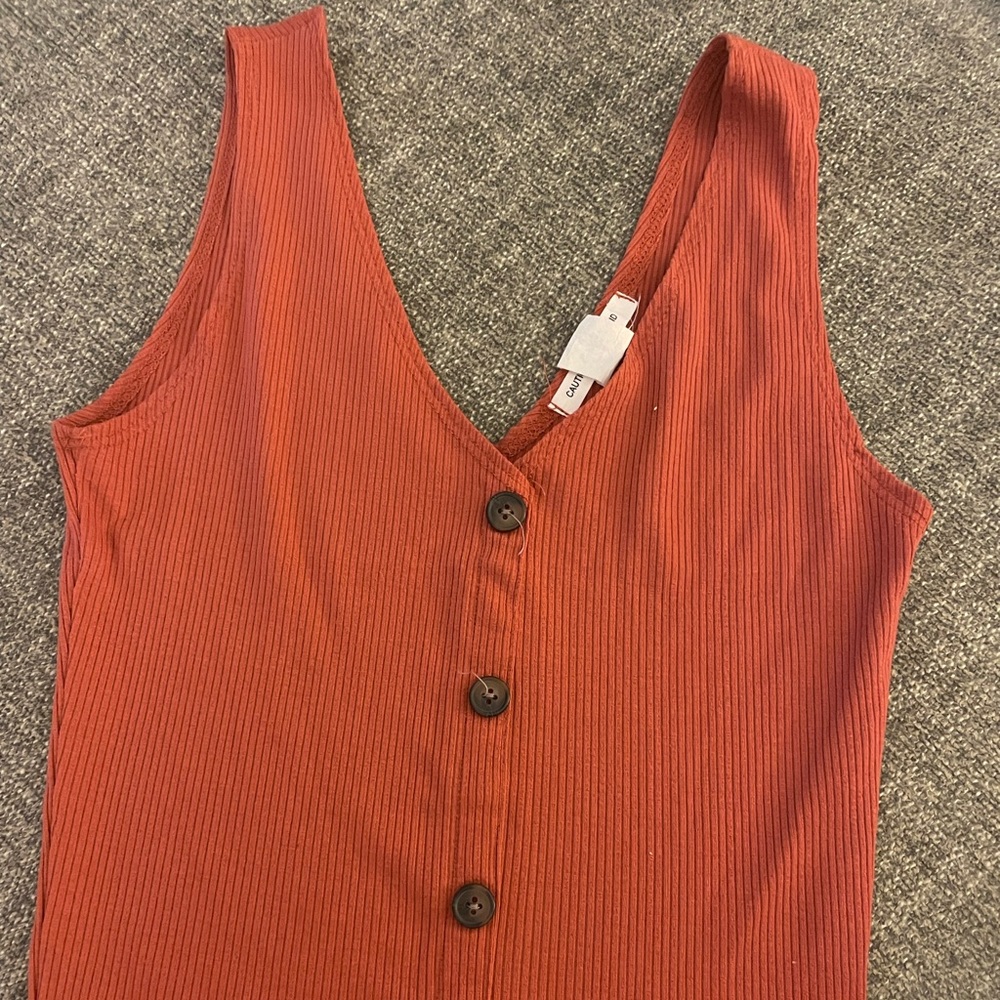 Cropped Tank Top with Buttons